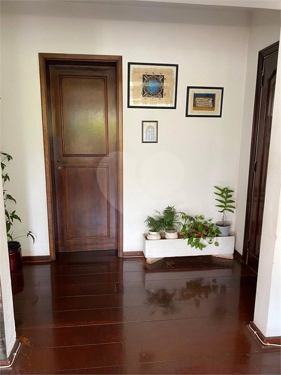 Apartamento à venda com 3 quartos, sendo 1 suíte, em Vila Nova Conceição, São Paulo, SP