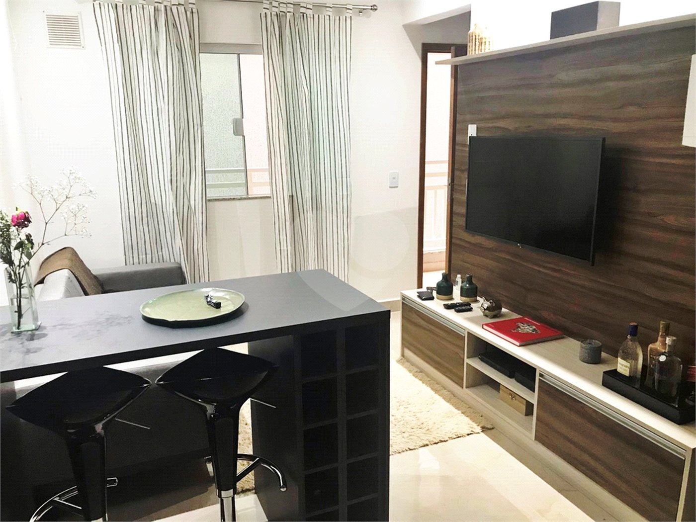 Casa à venda com 2 quartos no condomínio Guganis, São Paulo - SP