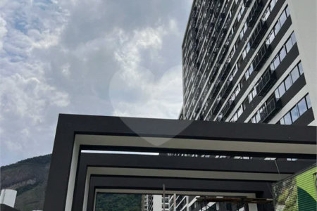 Cobertura à venda com 3 quartos, sendo 1 suíte, em Jacarepaguá, Rio de Janeiro, RJ