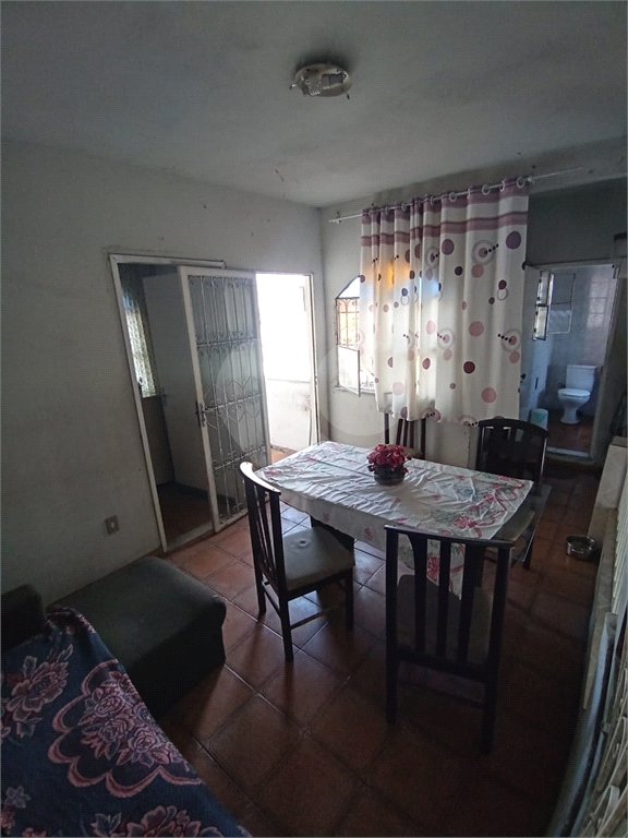 Casa à venda com 4 quartos em Campo Grande, Rio de Janeiro, RJ