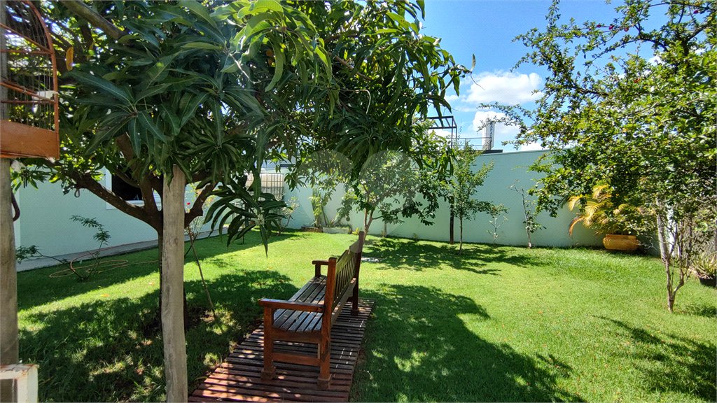 Casa à venda com 4 suítes no condomínio Parque Chapada de Itu, Itu - SP