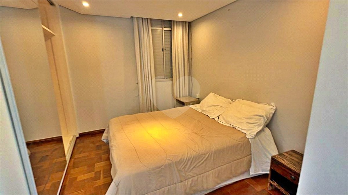 Apartamento à venda com 3 quartos, sendo 1 suíte, em Santo Amaro, São Paulo, SP