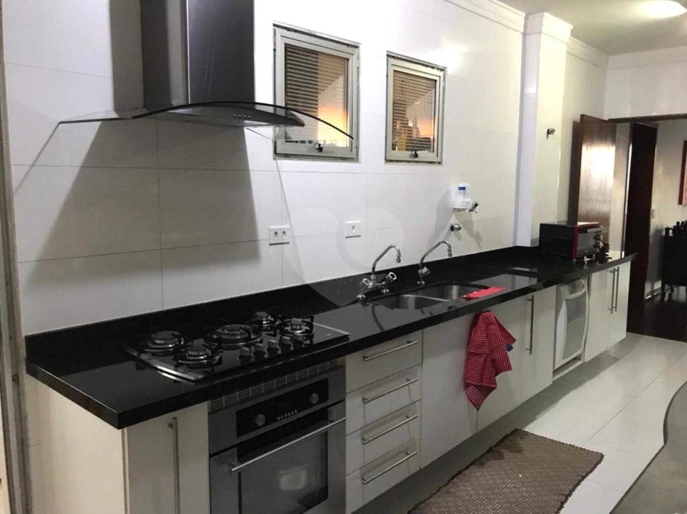 Apartamento à venda com 3 quartos, sendo 1 suíte,  em Vila Polopoli, São Paulo, SP