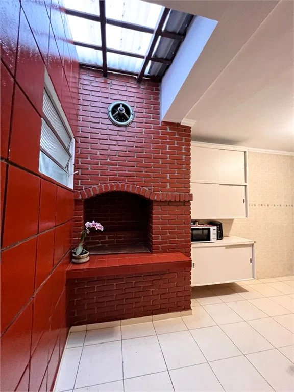 Casa à venda com 3 quartos em Lapa, São Paulo, SP