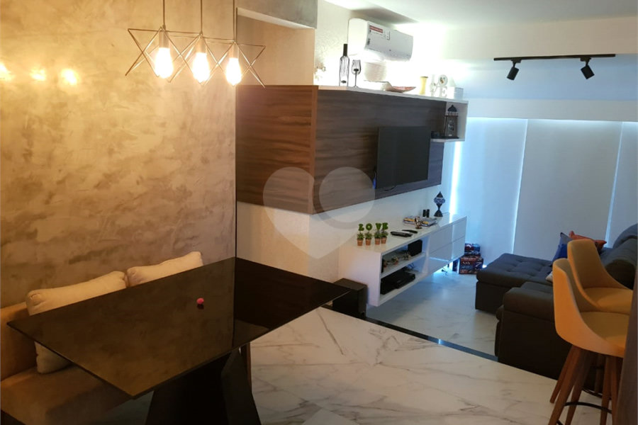 Flat à venda com 1 suíte em Santana, São Paulo, SP