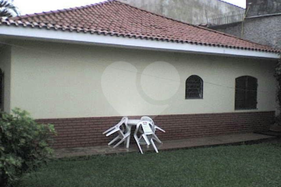 Casa Térrea à venda ou para alugar com 3 suítes em Vila Isolina Mazzei, São Paulo, SP