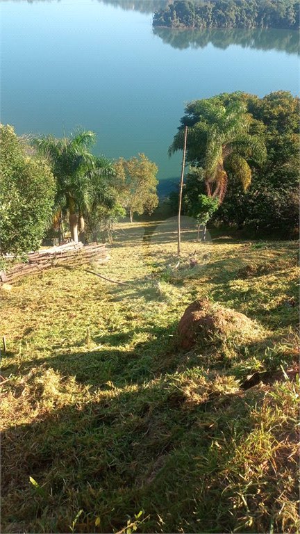 Terreno à venda no condomínio Portal do Igaratá, Igaratá - SP