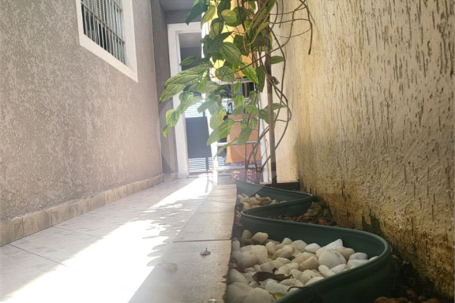 Sobrado à venda com 3 quartos, sendo 1 suíte,  em Parque Edu Chaves, São Paulo, SP