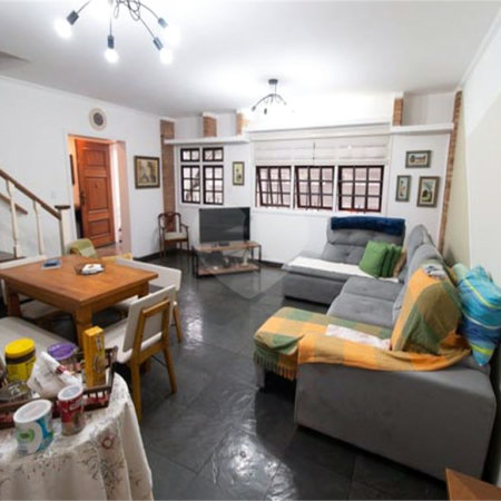 Sobrado à venda com 3 quartos, sendo 1 suíte, em Alto da Boa Vista, São Paulo, SP