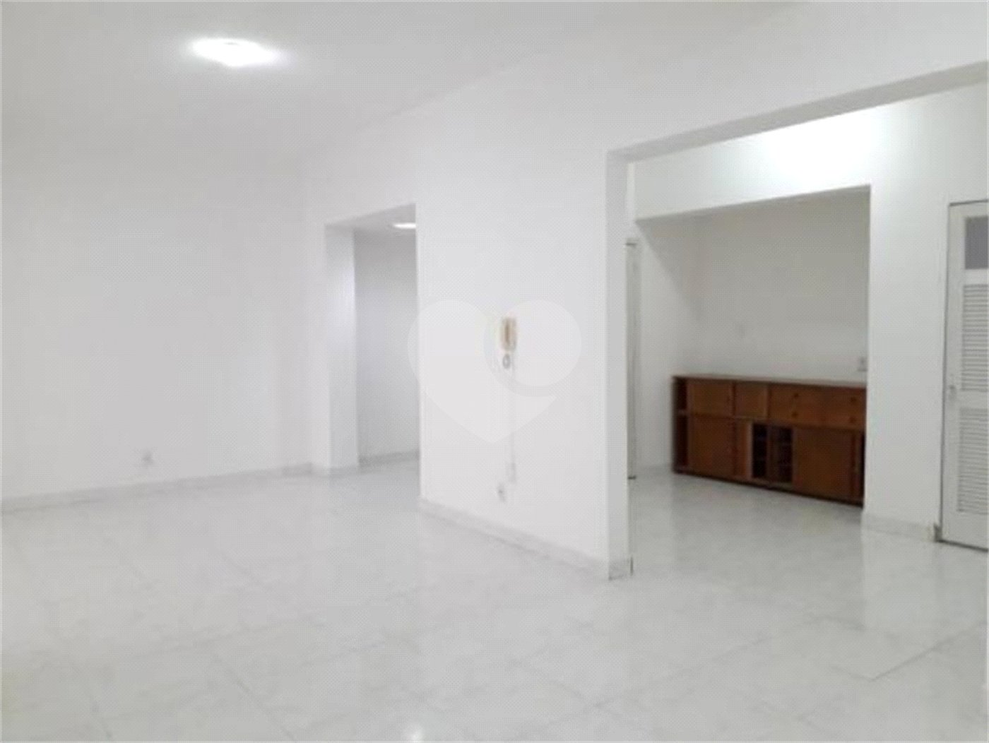Apartamento à venda com 3 quartos, sendo 1 suíte, em República, São Paulo, SP