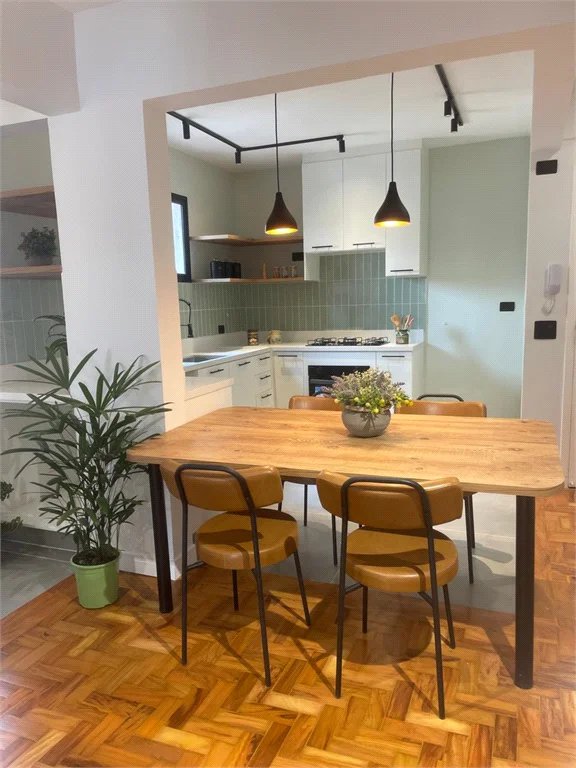 Apartamento à venda com 2 suítes em Pinheiros, São Paulo, SP