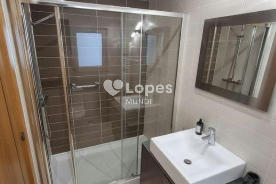 Casa com 4 quartos à venda em Albufeira, Algarve, Portugal – Vista para o mar e piscina