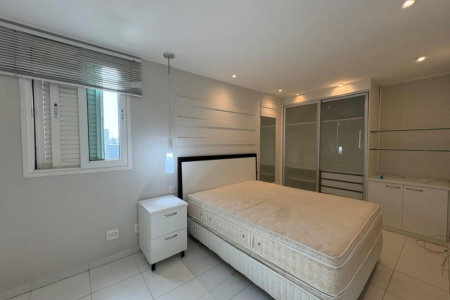 Apartamento com 2 dormitórios à venda, 78 m² por R$ 640.000,00 - Gonzaga - Santos/SP