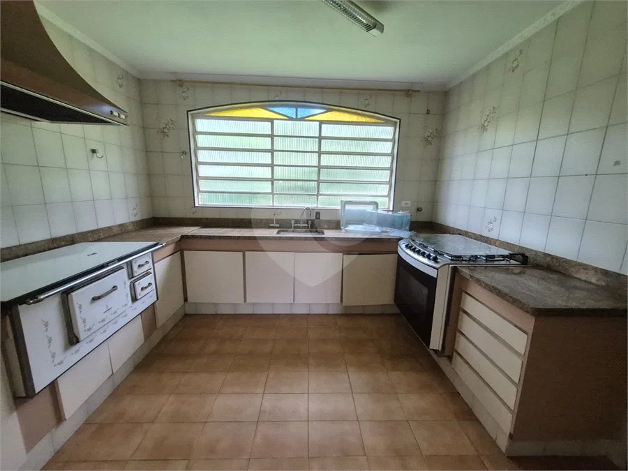 Sobrado à venda ou para alugar com 3 suítes em SERRA DA CANTAREIRA, Mairiporã, SP