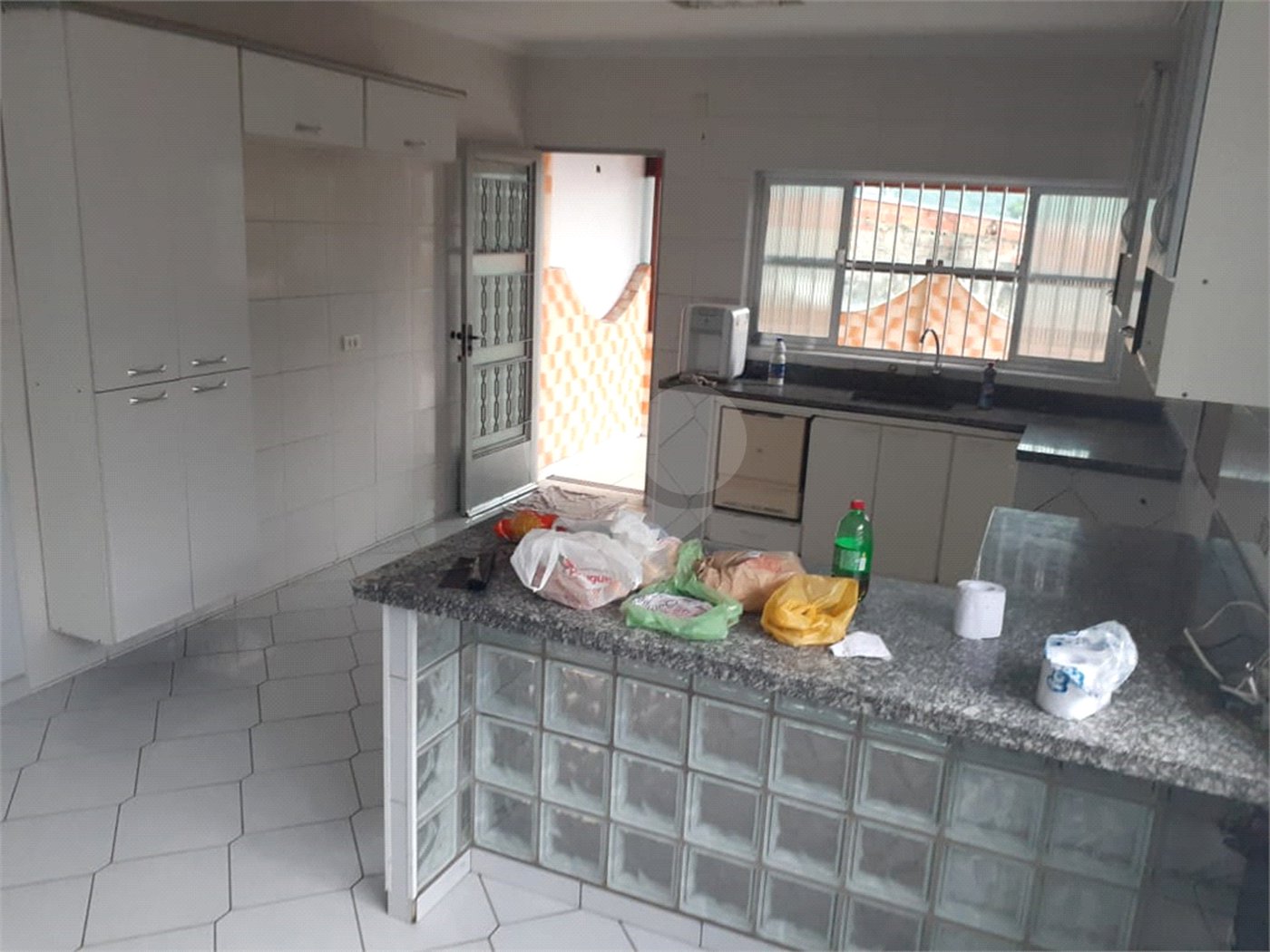 Sobrado à venda com 4 quartos, sendo 2 suítes, em Tremembé, São Paulo, SP