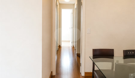 Apartamento à venda com 3 quartos, sendo 1 suíte,  em Jardim das Acácias, São Paulo, SP