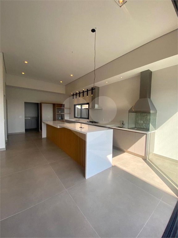 Casa à venda com 4 suítes no condomínio Campo de Toscana, Vinhedo - SP