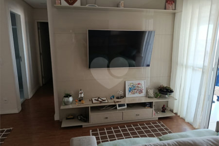 Apartamento à venda com 2 quartos, sendo 1 suíte, em Vila Ema, São Paulo, SP