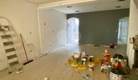 Casa à venda com 3 quartos, sendo 2 suítes,  em Vila Progredior, São Paulo, SP