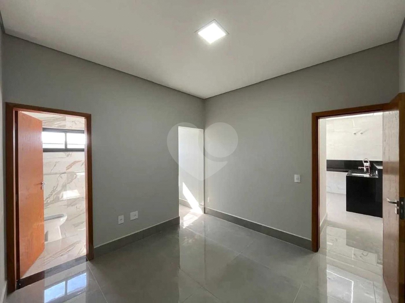 Casa à venda com 3 suítes em Jardim Residencial Campos do Conde, Sorocaba, SP