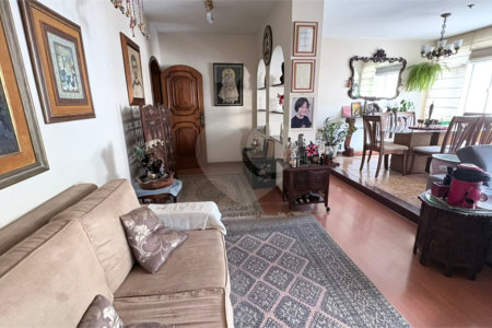 Apartamento à venda com 4 quartos, sendo 1 suíte,  em Tijuca, Rio de Janeiro, RJ