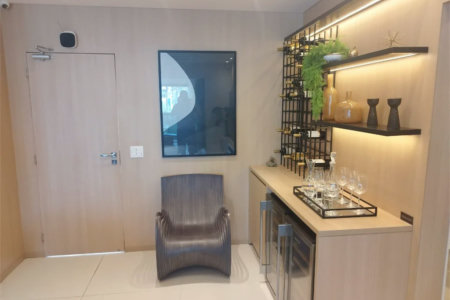 Apartamento à venda com 3 quartos, sendo 2 suítes, em Jardim das Acácias, São Paulo, SP