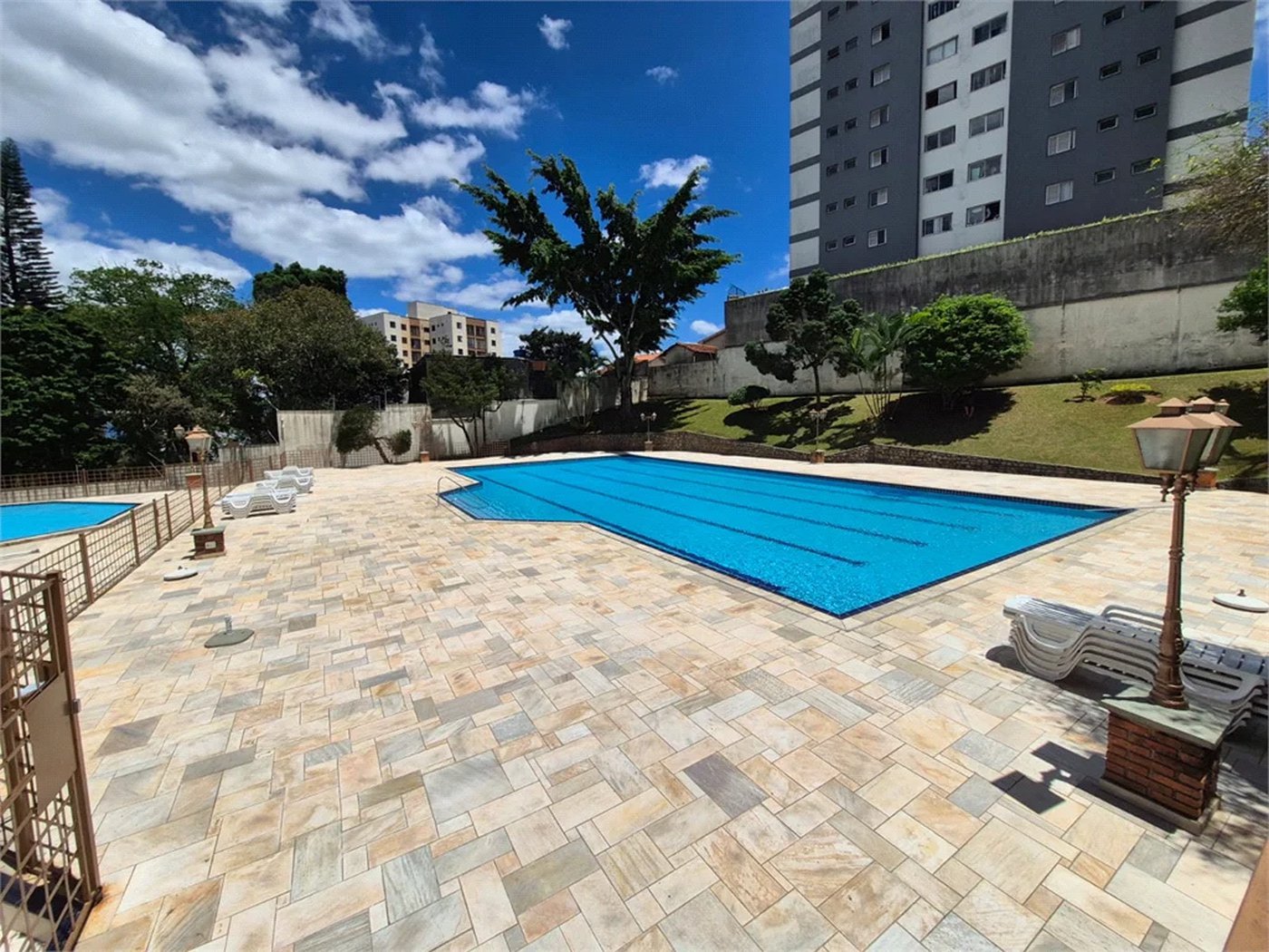 Apartamento à venda com 3 quartos, sendo 1 suíte, em Vila Polopoli, São Paulo, SP