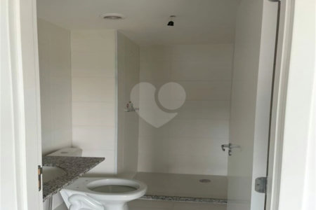 Apartamento à venda com 2 quartos, sendo 1 suíte,  em Vila Anastácio, São Paulo, SP