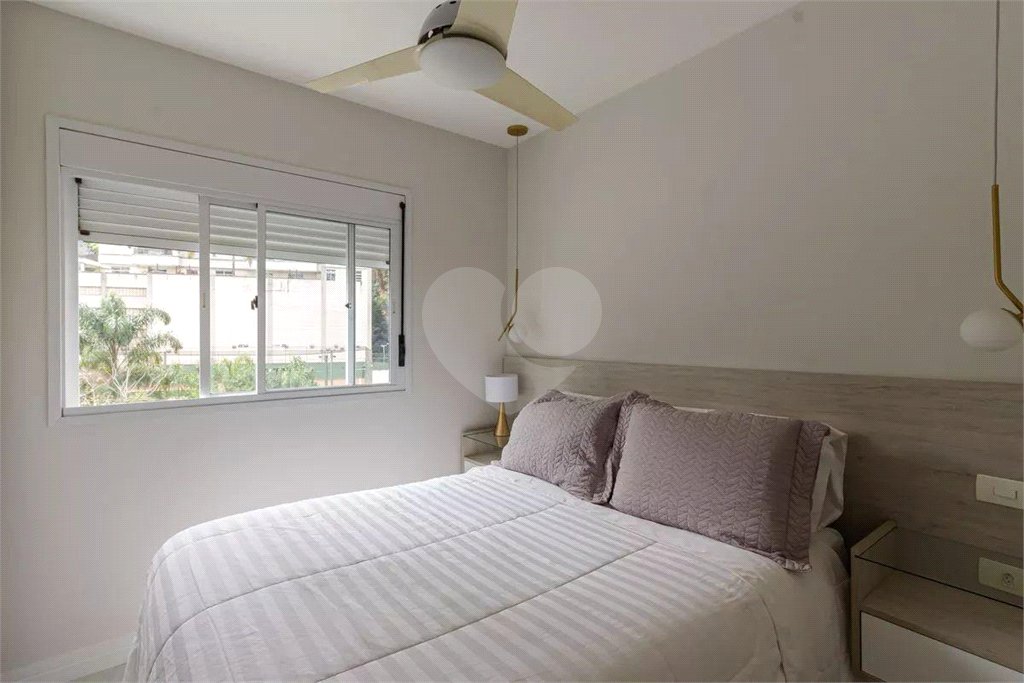 Apartamento à venda com 2 quartos, sendo 1 suíte,  em Vila Andrade, São Paulo, SP