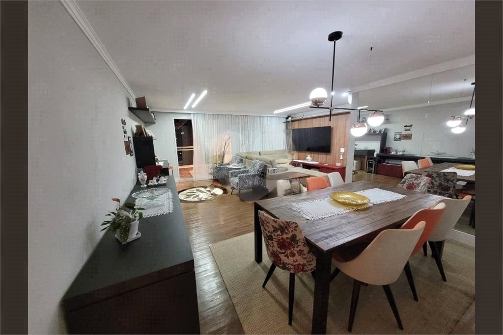 Apartamento à venda com 3 suítes em Cidade São Francisco, São Paulo, SP