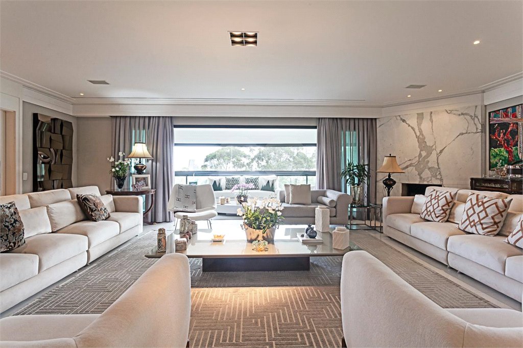 Apartamento à venda com 4 suítes em Panamby, São Paulo, SP
