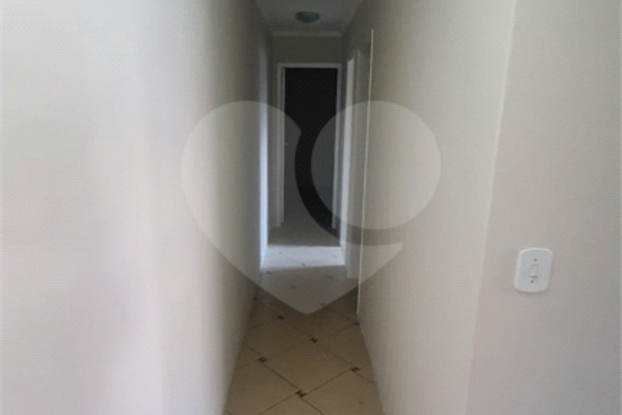 Sobrado à venda com 3 quartos, sendo 1 suíte,  em Horto, São Paulo, SP