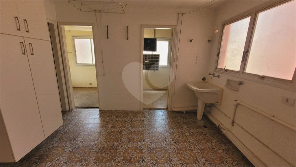 Apartamento sofisticado em localização privilegiada no Itaim Bibi – próximo ao Parque do Povo e Shopping JK Iguiatemi