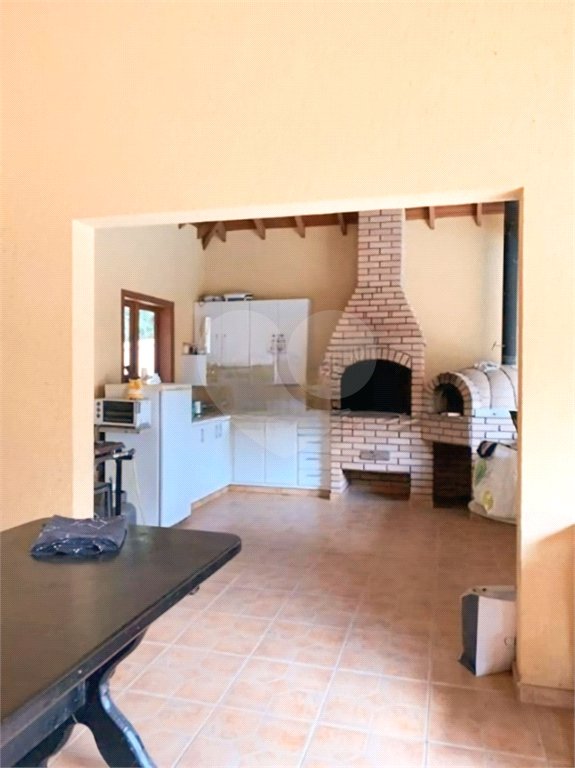 Casa à venda com 5 quartos, sendo 4 suítes, em Transurb, Itapevi, SP