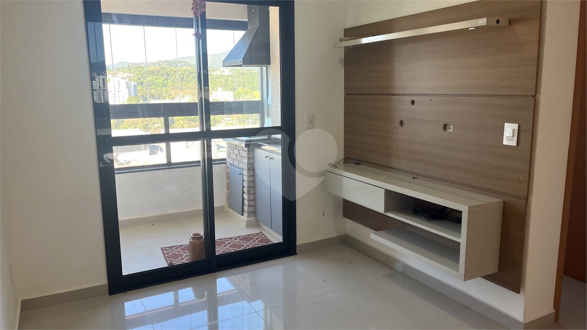 Apartamento à venda ou para alugar com 2 suítes em Atibaia Jardim, Atibaia, SP