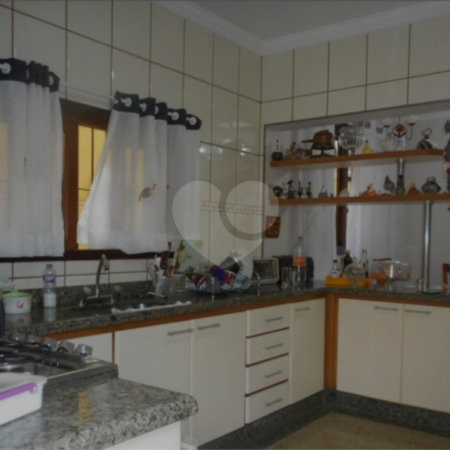 Sobrado à venda com 3 quartos, sendo 1 suíte, em Campo Grande, São Paulo, SP