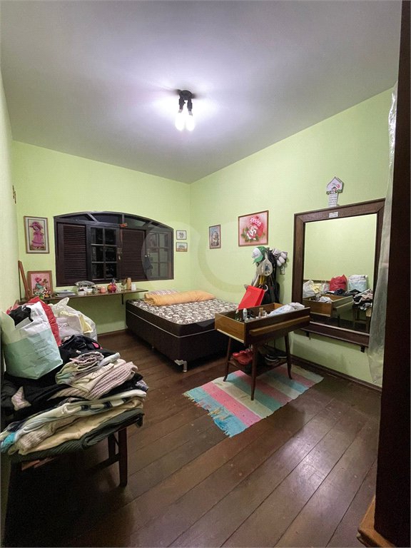 Sobrado à venda com 4 quartos, sendo 1 suíte,  em Vila Suissa, Mogi das Cruzes, SP