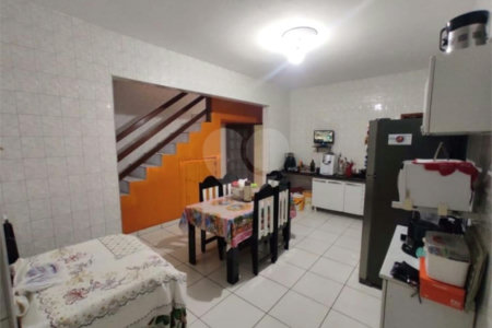 Sobrado à venda com 4 quartos em Parque Novo Horizonte, São José dos Campos, SP