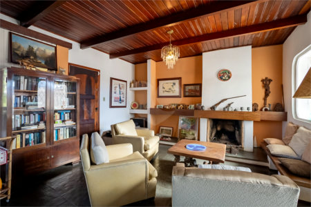 Casa à venda com 4 suítes em Jardim Londrina, São Paulo, SP