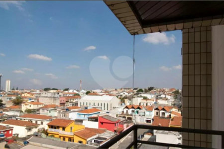 Apartamento à venda com 2 quartos, sendo 1 suíte,  em Jardim Teresa, São Paulo, SP