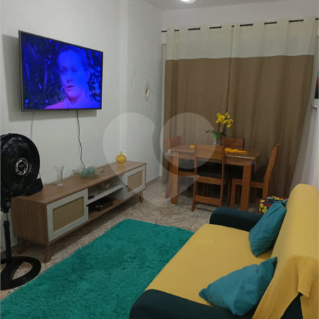 Apartamento à venda com 1 quarto em Maracanã, Praia Grande, SP