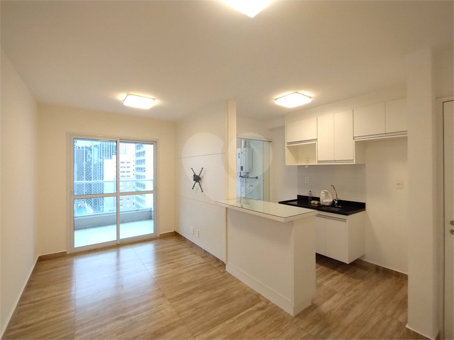 Apartamento para alugar com 2 quartos, sendo 1 suíte, em Jardim Europa, São Paulo, SP