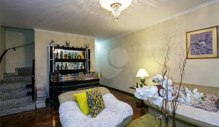 Sobrado à venda com 3 quartos, sendo 1 suíte,  em Vila Mascote, São Paulo, SP