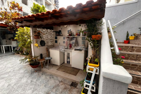 Sobrado à venda com 3 quartos, sendo 1 suíte, em Vila Paulicéia, São Paulo, SP