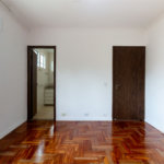 Sobrado à venda com 4 quartos, sendo 2 suítes,  em Alto de Pinheiros, São Paulo, SP