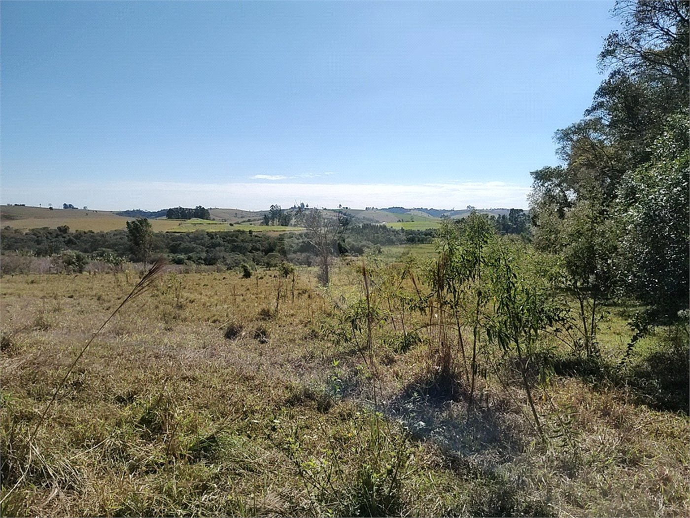 Sítio à venda com 3 quartos, sendo 1 suíte,  em Da Barra, Salto de Pirapora, SP