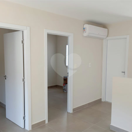 Apartamento à venda com 2 quartos em Lopes de Oliveira, Sorocaba, SP
