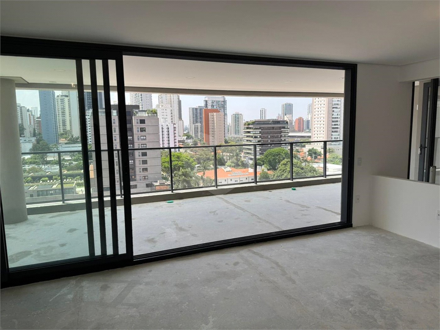Cobertura à venda com 4 suítes em Brooklin Paulista, São Paulo, SP