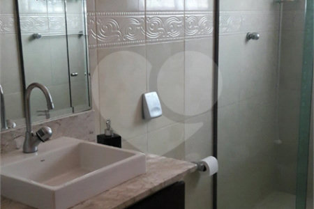 Casa à venda com 3 quartos, sendo 2 suítes, no condomínio Itatitara, Rio de Janeiro - RJ