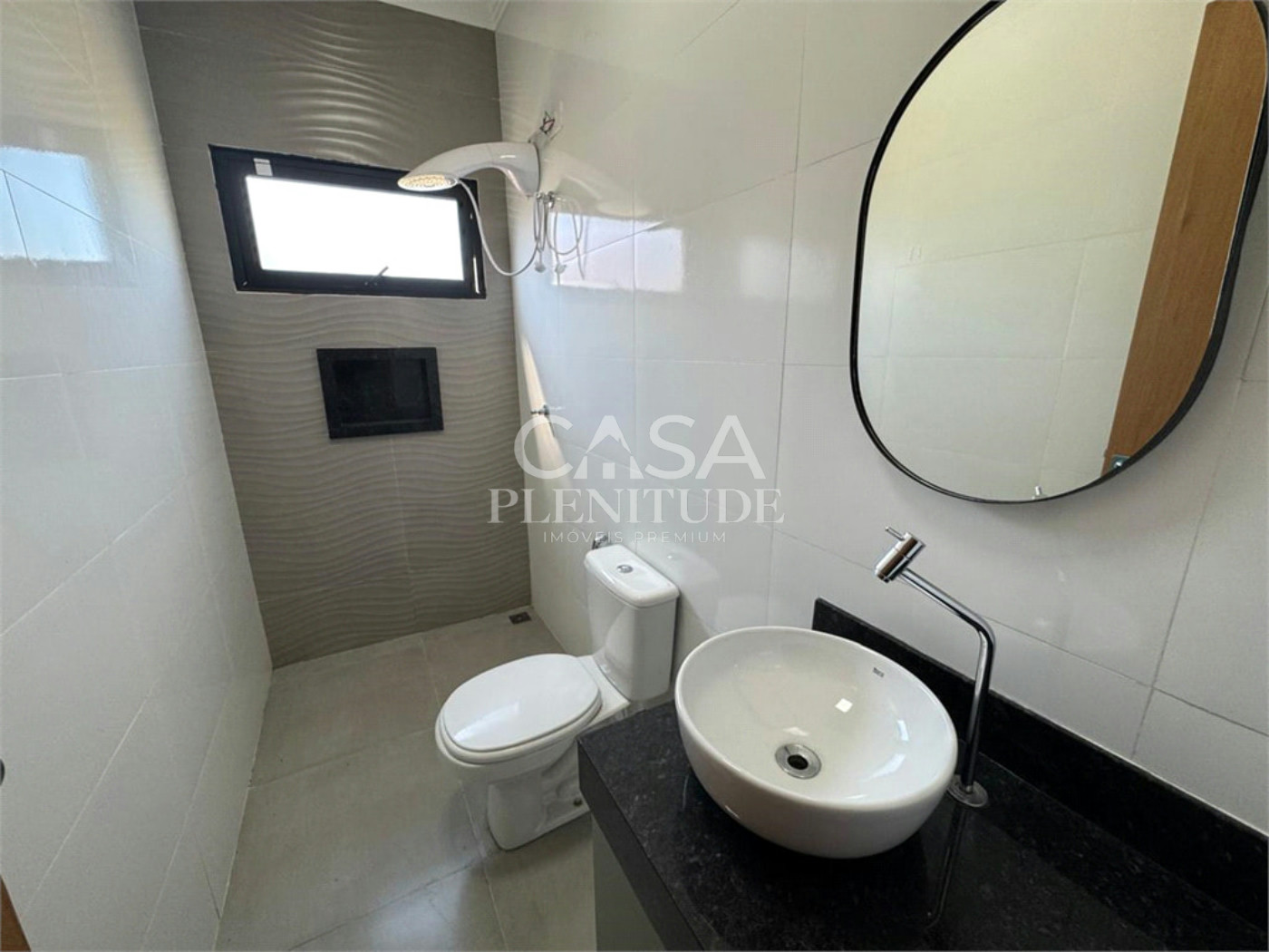 Sobrado à venda com 2 quartos em Wanel Ville, Sorocaba, SP